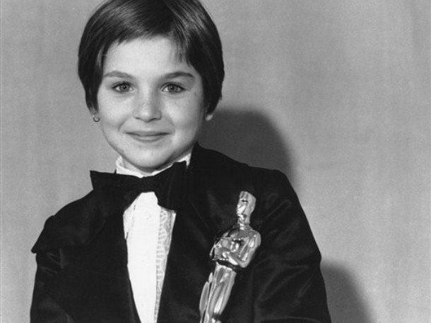 1327800800_13_tatum_oneal