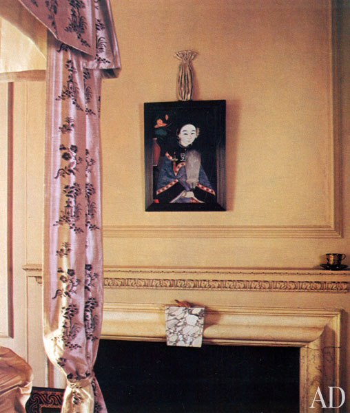 item6.rendition.slideshowVertical.pauline-de-rothschild-london-07